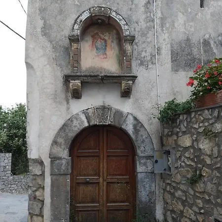 1787 In Montechiaro ベッド・アンド・ブレックファスト 4*