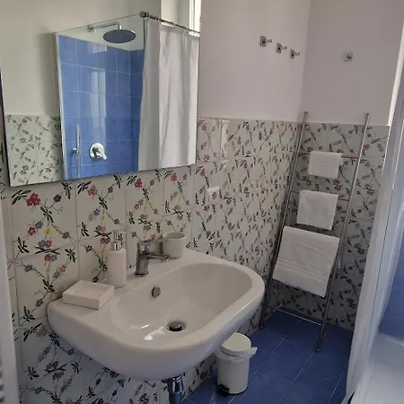 Alojamento de Acomodação e Pequeno-almoço 1787 In Montechiaro Vico Equense