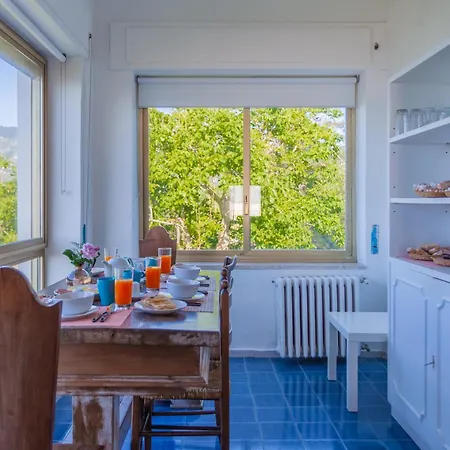 1787 In Montechiaro Bed & Breakfast *