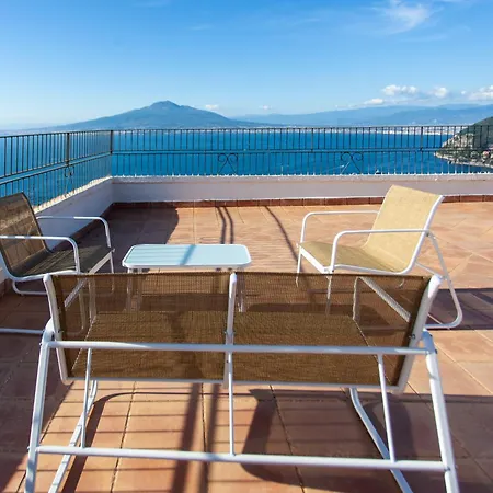 1787 In Montechiaro Bed & Breakfast Vico Equense