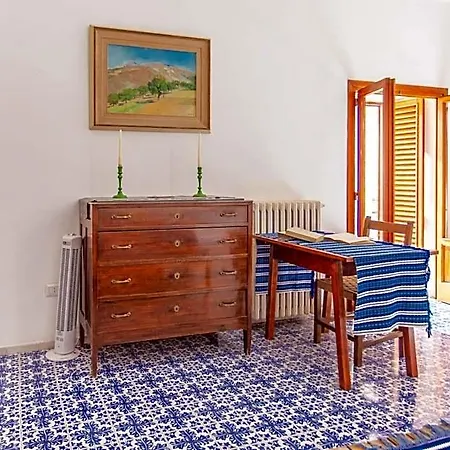 1787 In Montechiaro 4*